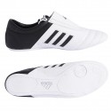 Chaussures  ADIKICK adidas