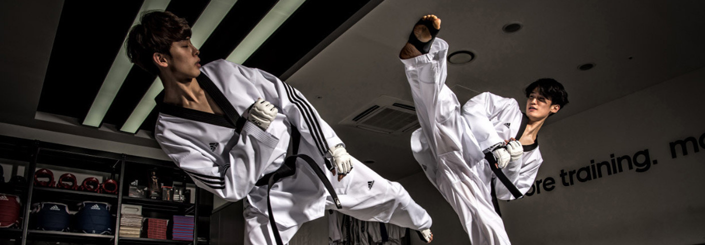 adidas Taekwondo - Taekwondo Dobok Adidas, Chaussures Taekwondo et tous les équipements Taekwondo